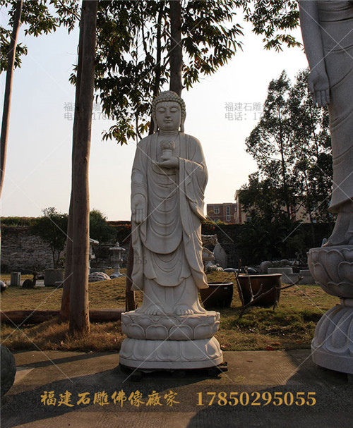 石雕如来佛祖